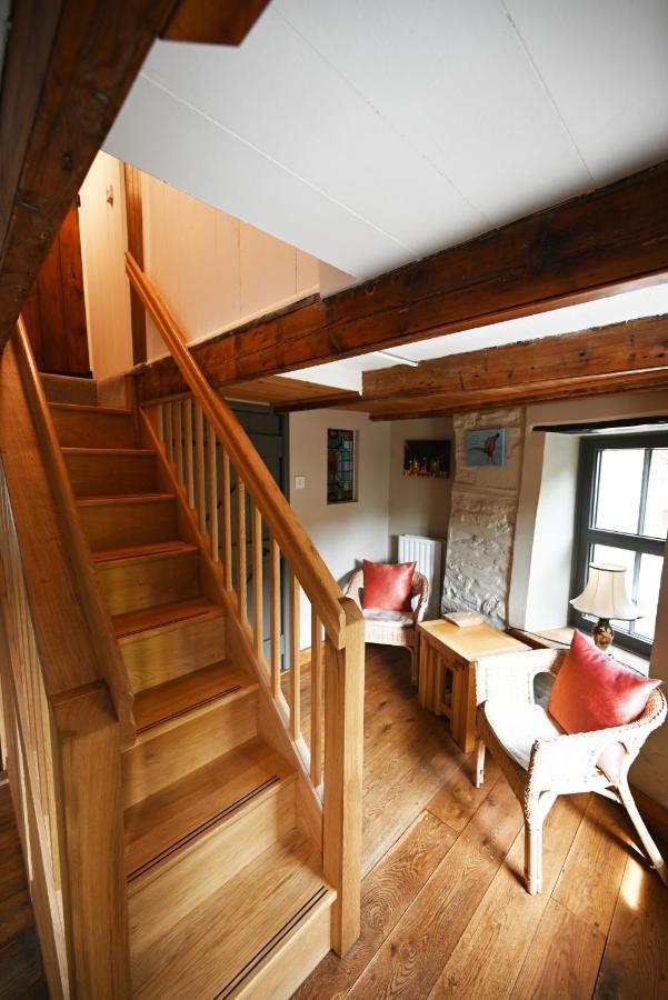 The White Cottage B&B Saint Teath Екстер'єр фото